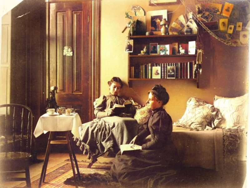 COLORIZED: Gridley room